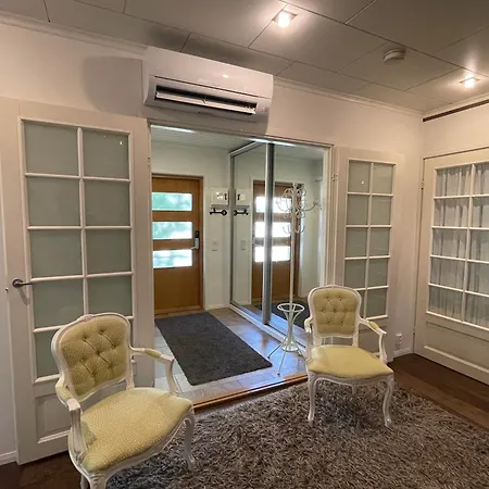 Upea Kaupungissa, A Magnificent In Downtown Διαμέρισμα Λάχτι